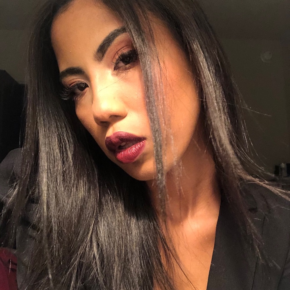 Meet your Posher, Jessica